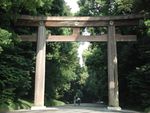 Torii meiji.jpg