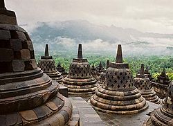 stupas, detail